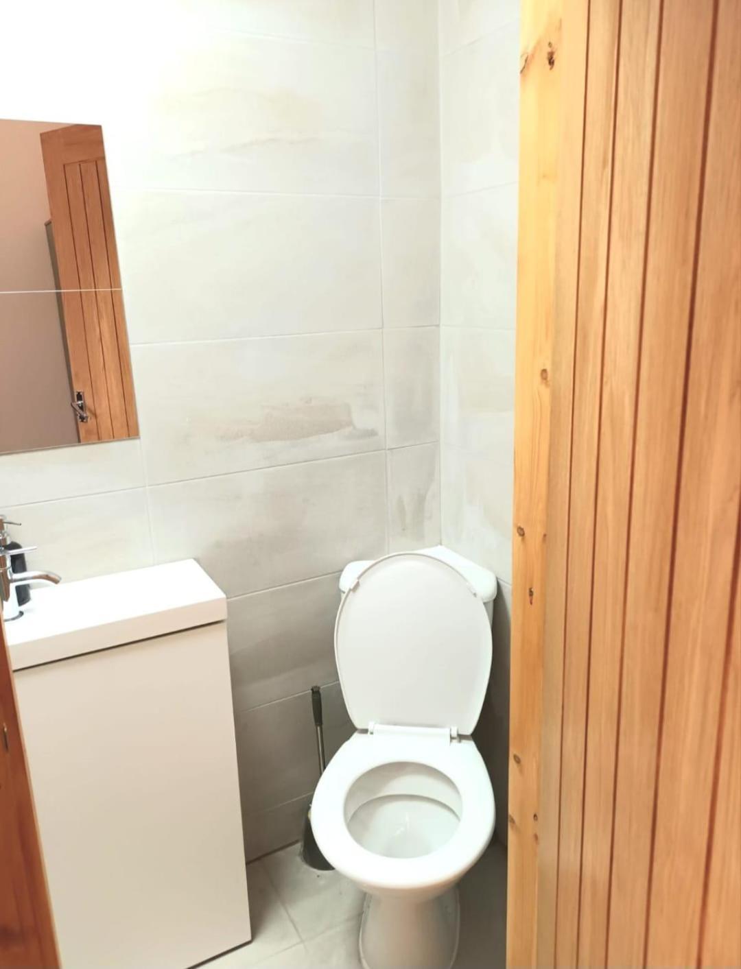 Rooms In Manchester 6 Minutes Drive To Victoria Station מראה חיצוני תמונה