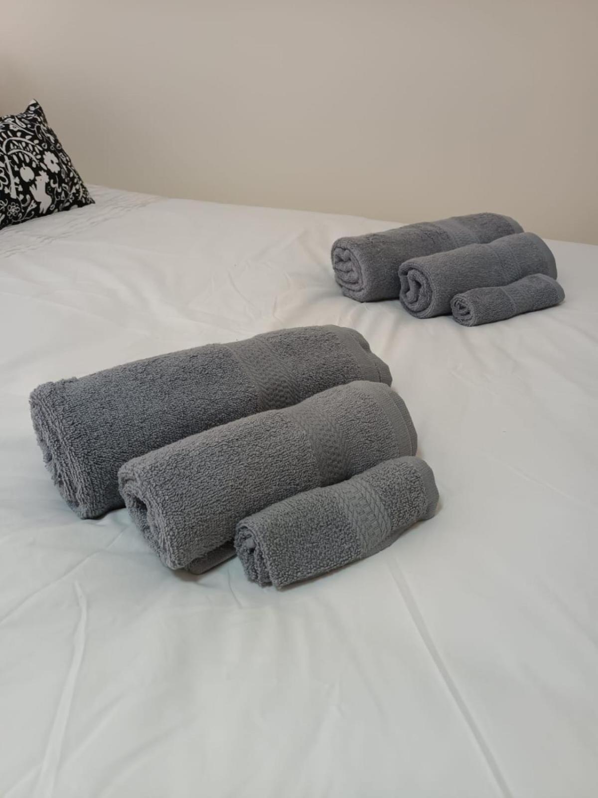 Rooms In Manchester 6 Minutes Drive To Victoria Station מראה חיצוני תמונה