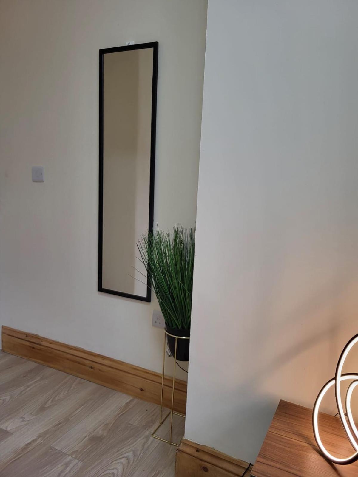 Rooms In Manchester 6 Minutes Drive To Victoria Station מראה חיצוני תמונה