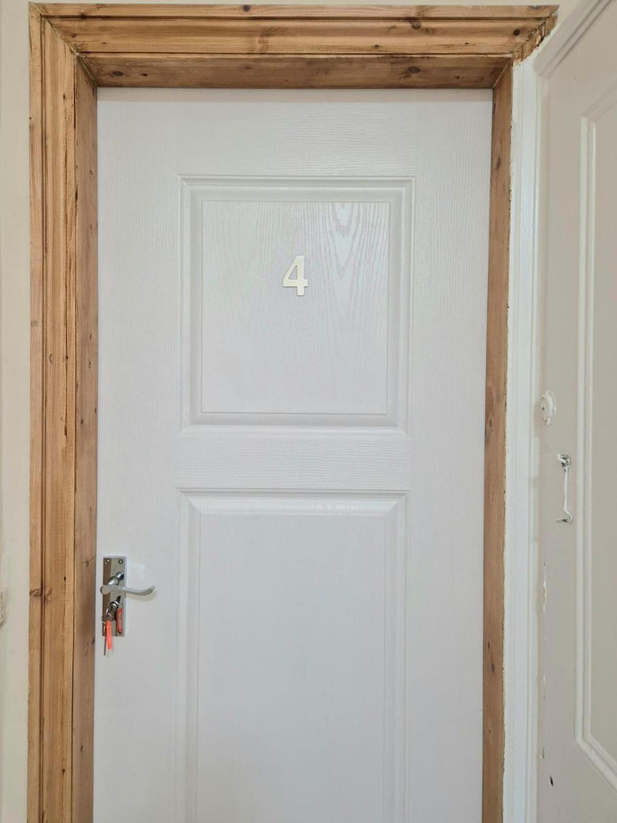 Rooms In Manchester 6 Minutes Drive To Victoria Station מראה חיצוני תמונה