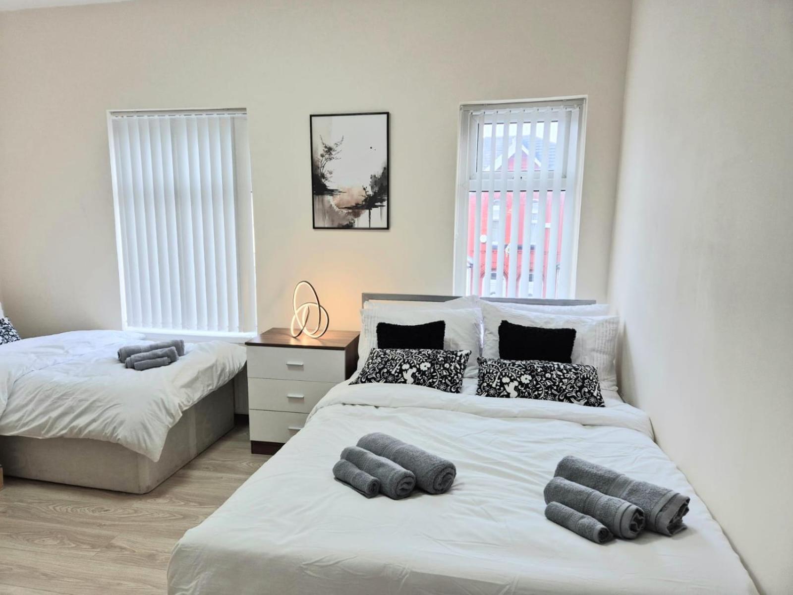 Rooms In Manchester 6 Minutes Drive To Victoria Station מראה חיצוני תמונה